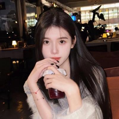 闪婚后,总裁老公把我捧上天